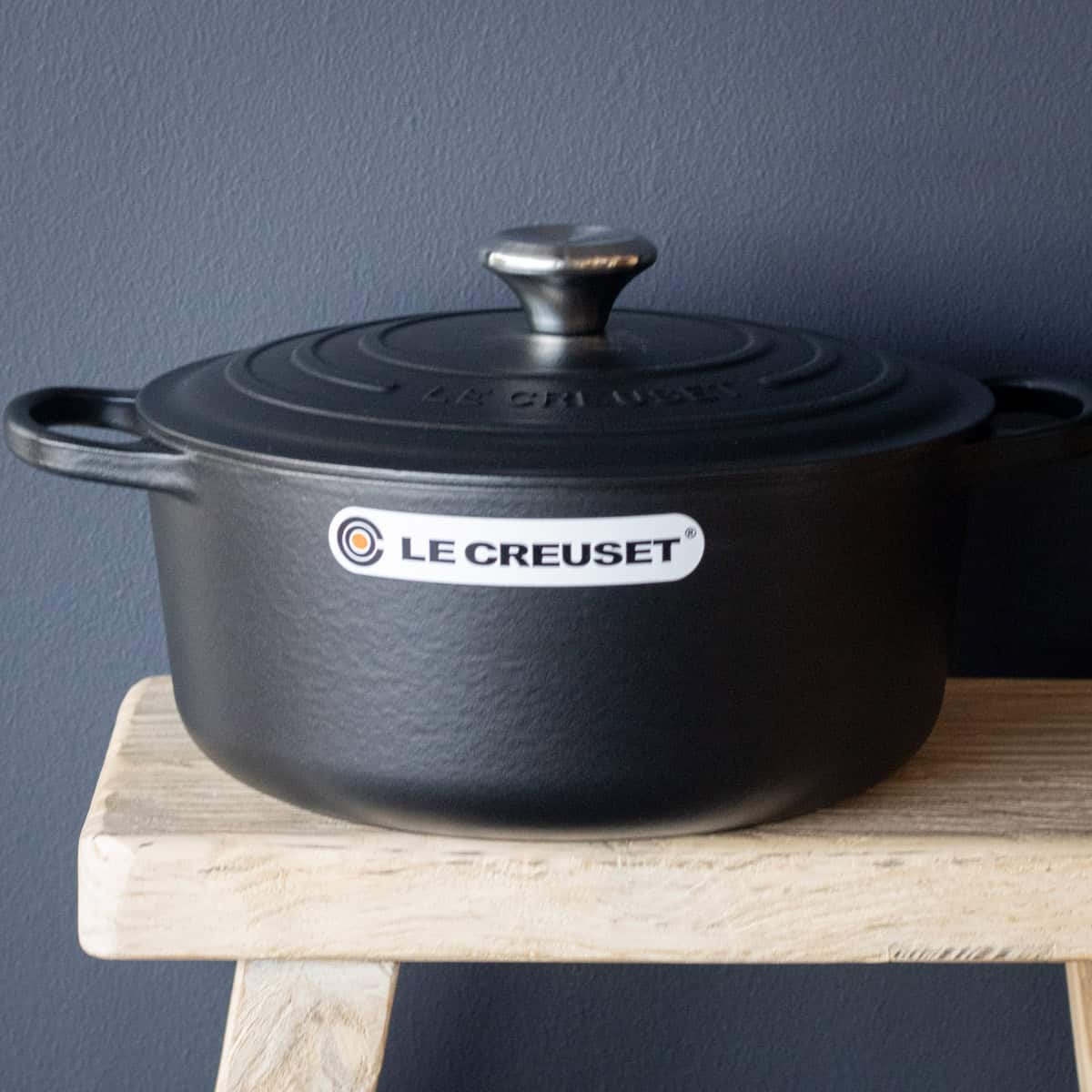 Le Creuset French Oven 28cm: Satin Black