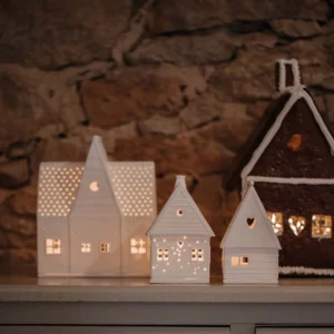 tealight-house-large-gingerbread-2.webp